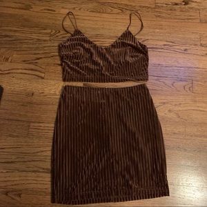NWOT❗️Trendy Two Piece 🌟